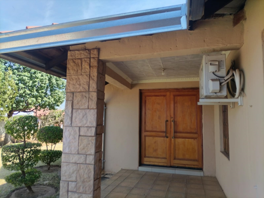 3 Bedroom Property for Sale in Mogwase North West